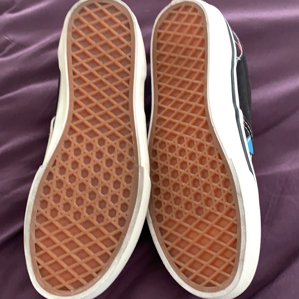 New Vans with birthday balloon print - Picture 2 of 6